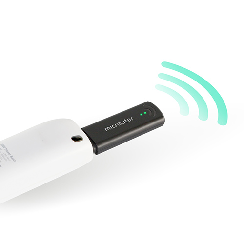 GL.iNet GL-USB150 підключений до Power Bank